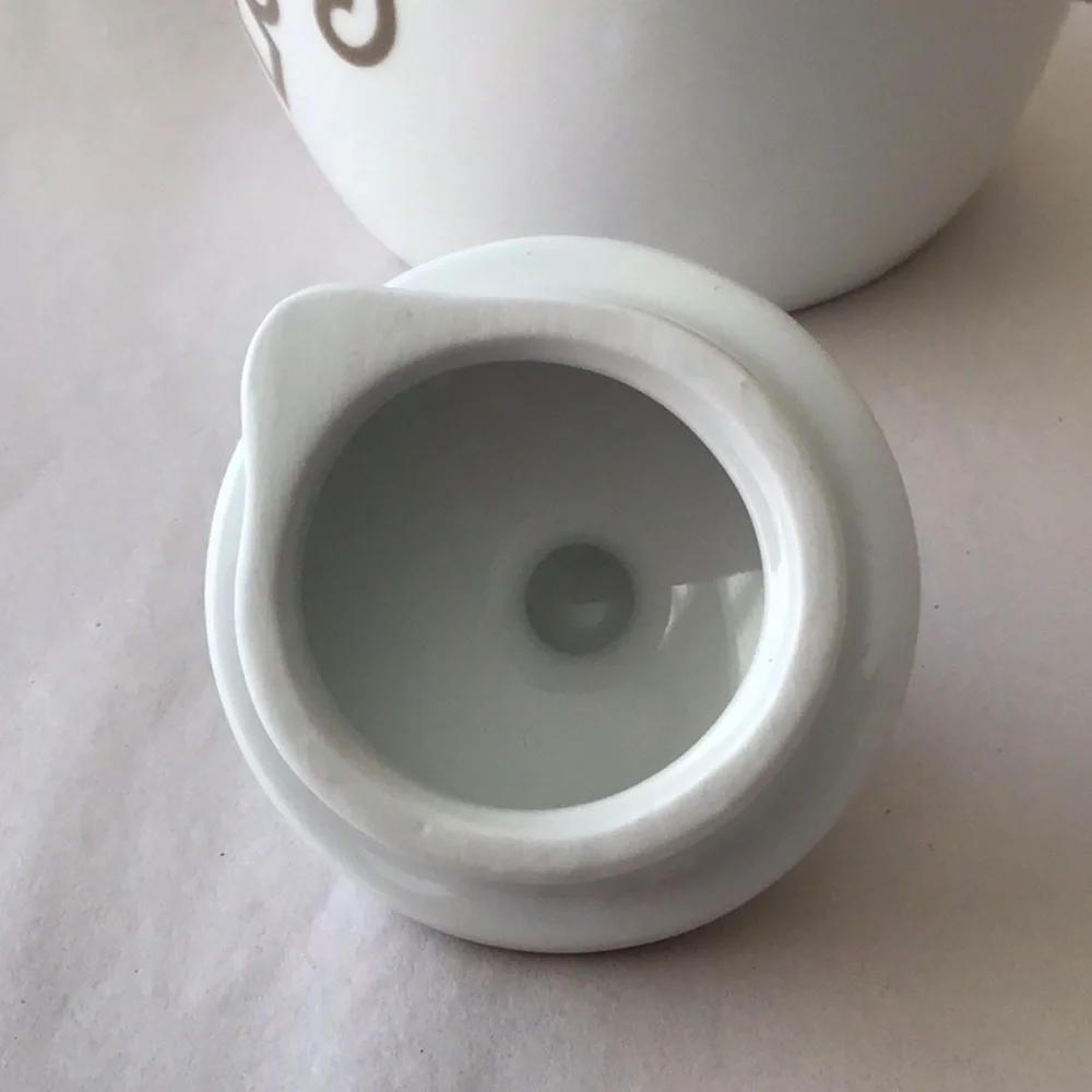 𝅺STARBUCKS Coffee/Tea Pot 2015